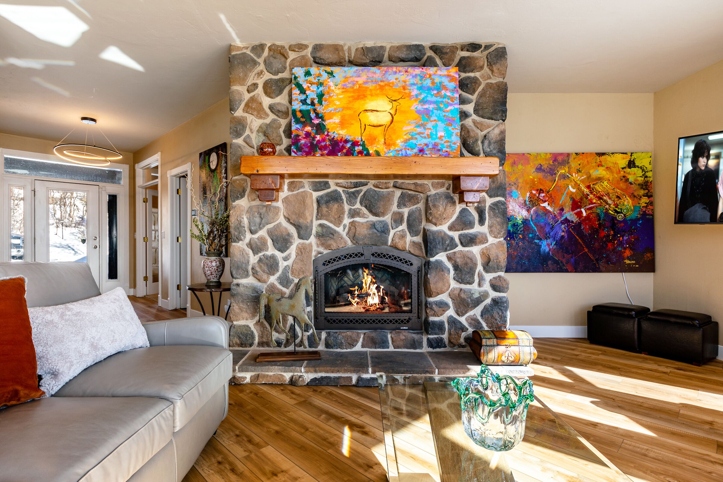 Bella Vista Estate Sleeps 21