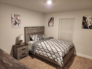 4 habitaciones, tabla de planchar con plancha y wifi gratis