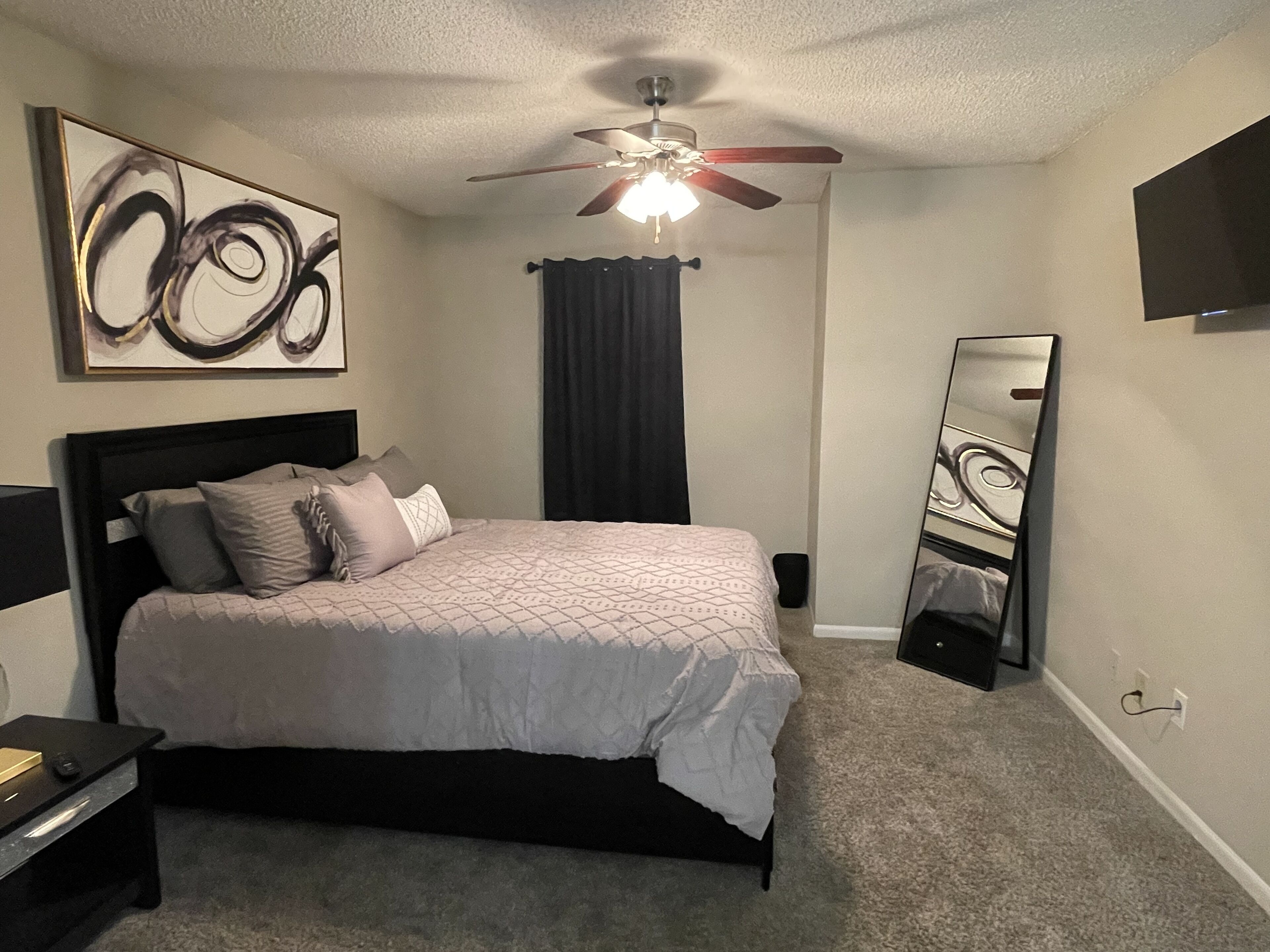 Spacious 2 Br in Metro Atl 
