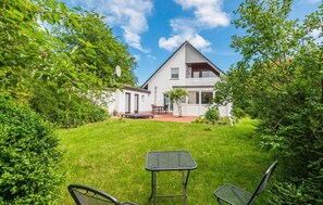 Outdoor dining - Nice apartment in Hasselberg with WiFi (Hasselberg)