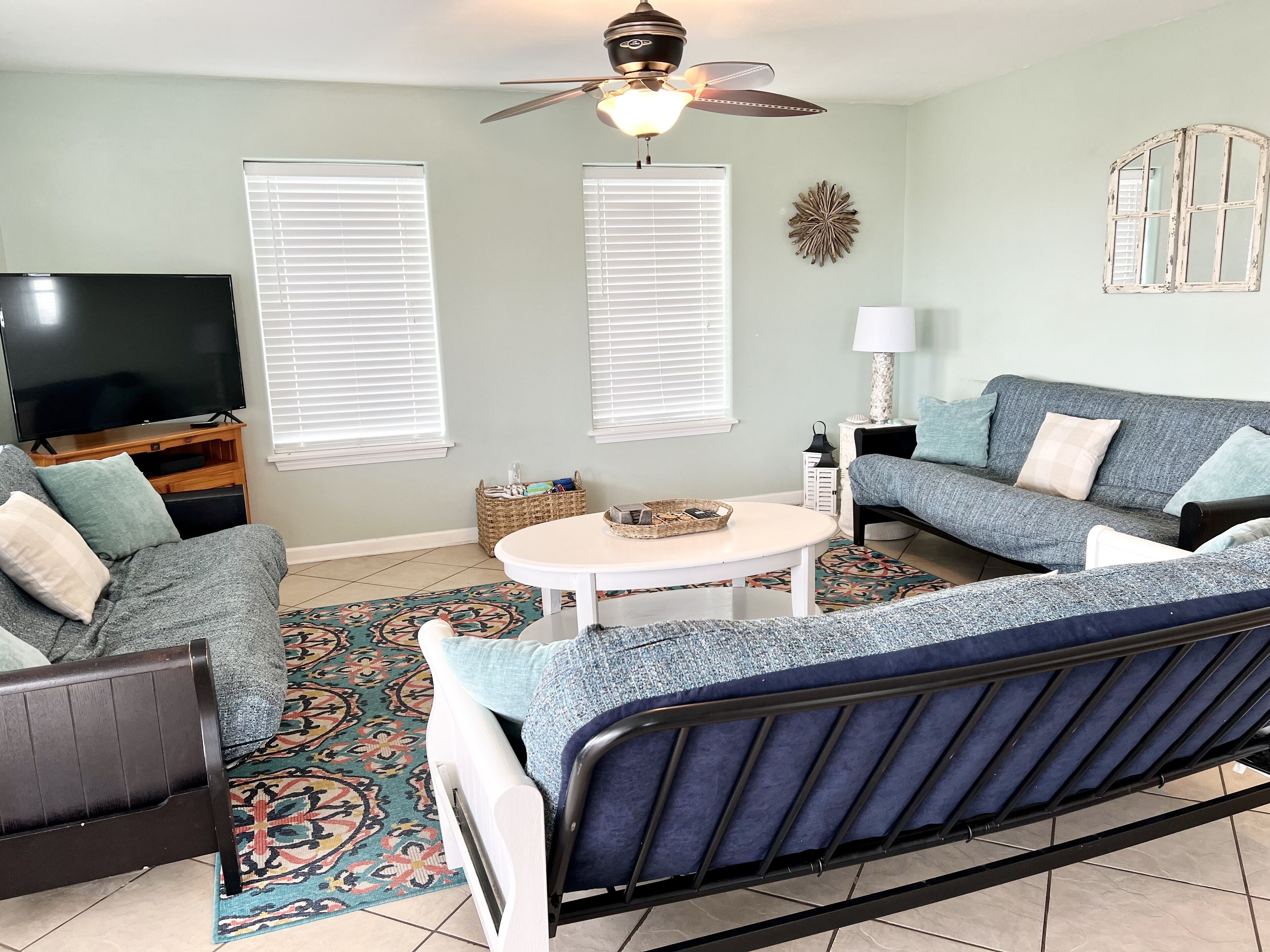 “Reel TipSea”- Bay View! Walk to Beach & Canal!