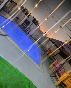 Outdoor pool - The Success Guest House (Lekwa)