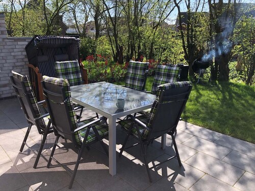 Sonnenhuus Sanddorn - Neues Ferienhaus/ Doppelhaushälfte in bester Lage in