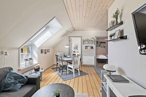 DVD player, stereo - Holiday apartment with pool on Bornholm (Gudhjem)