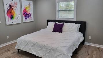 3 chambres, bureau, fer et planche à repasser, Wi-Fi gratuit