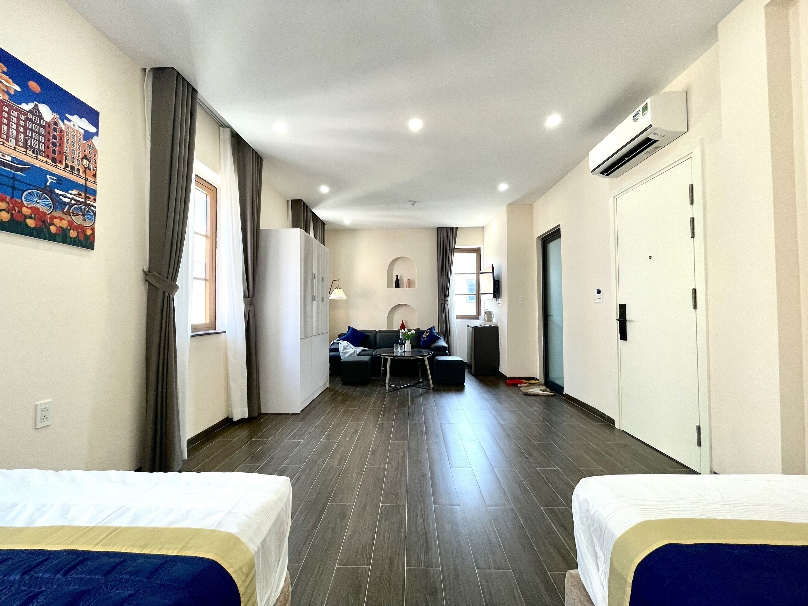 Habitación Deluxe con 1 cama matrimonial o 2 individuales | Minibar, insonorización, tabla de planchar con plancha y wifi gratis 