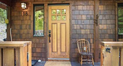The Rocky Knoll | Garden View | Pet Friendly