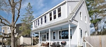 Waterfront Pond House – Private & Peaceful Getaway