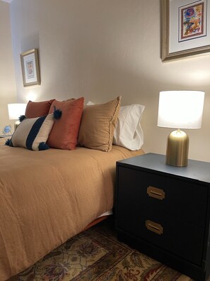 2 chambres, fer et planche Ă repasser, Wi-Fi gratuit, draps fournis