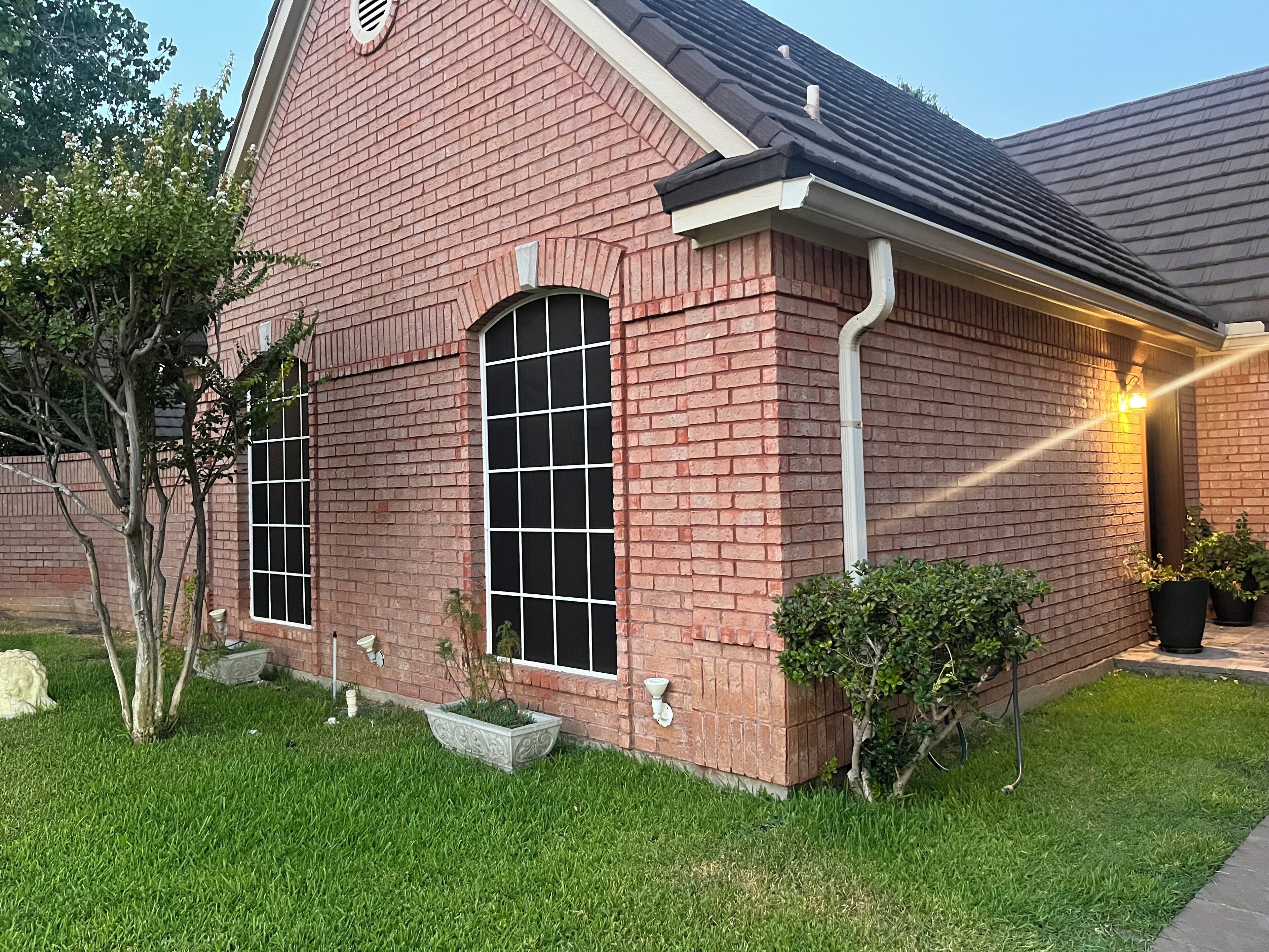 Studio apartment in Gated Community ~ 15 minutes from DFW Airport/Six Flags