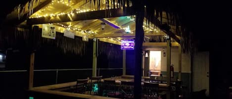 Bar (en la propiedad)