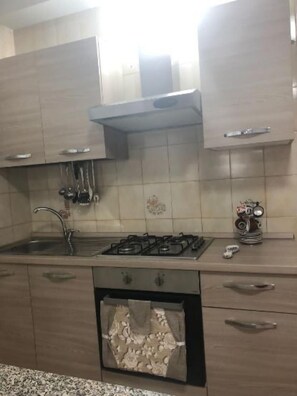 Fridge, microwave, oven, stovetop - Villa swimming pool for exclusive use - wi-fi (Solarino)