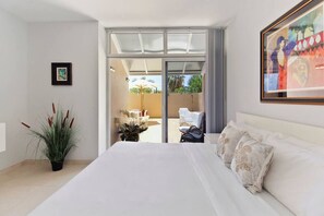 2 bedrooms, in-room safe, desk, iron/ironing board - Poolside Spacious 2BR | Aracari 8 By Bocobay (Noord)