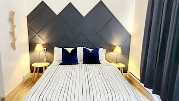 2 makuuhuonetta, silitysrauta/-lauta, ilmainen Wi-Fi, vuodevaatteet