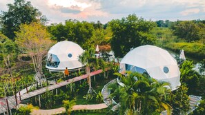 Lều Deluxe | Hiên