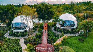 ดีลักซ์เต็นท์ | ลานระเบียง/นอกชาน