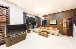 Family Villa | Living area