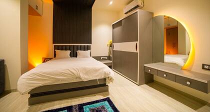 Hotel KV Pride