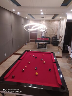 Game room - Apartamento com Hidromassagem (Cataguases)