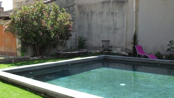 Piscine extérieure, piscine chauffée