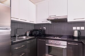 1 bedroom, laptop workspace, blackout curtains, soundproofing