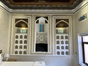 Individually furnished, desk, blackout curtains, free WiFi