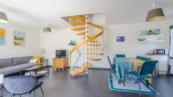 TV, DVD player, offices