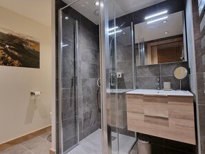 Hair dryer - Modern apartment in center, 4 people, parking, wellness (Les Gets)