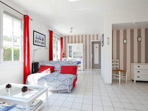 2 bedrooms