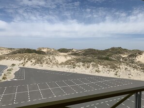 Property grounds - Charming F2 Apt Near Beach, Shops, Balcony, Pet-Friendly (Fort-Mahon-Plage)