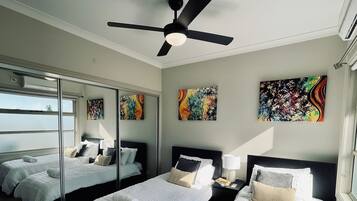 3 bedrooms, iron/ironing board, free WiFi, bed sheets