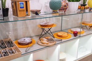 Sảnh tiếp tân