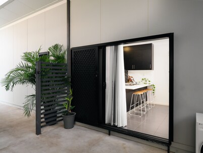 Modern Furnished Guesthouse