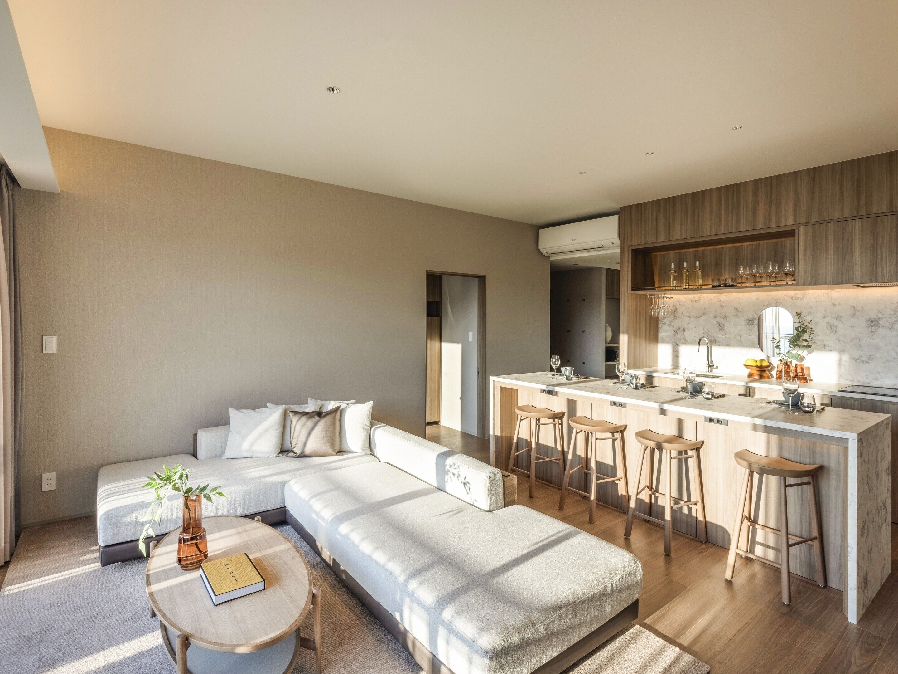 Rooftop Jaccuzi Suite,Non Smoking | Private kitchen | Fridge, microwave, freezer