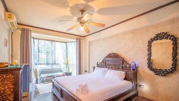 Pineapple Room | Frette Italian sheets, premium bedding, down duvets, minibar