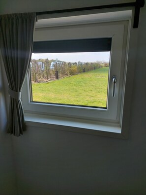 Interior - De Zeevonk, a wheelchair friendly apartment with a beautiful restfull view (Callantsoog)