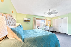 3 bedrooms, iron/ironing board, travel cot, free WiFi