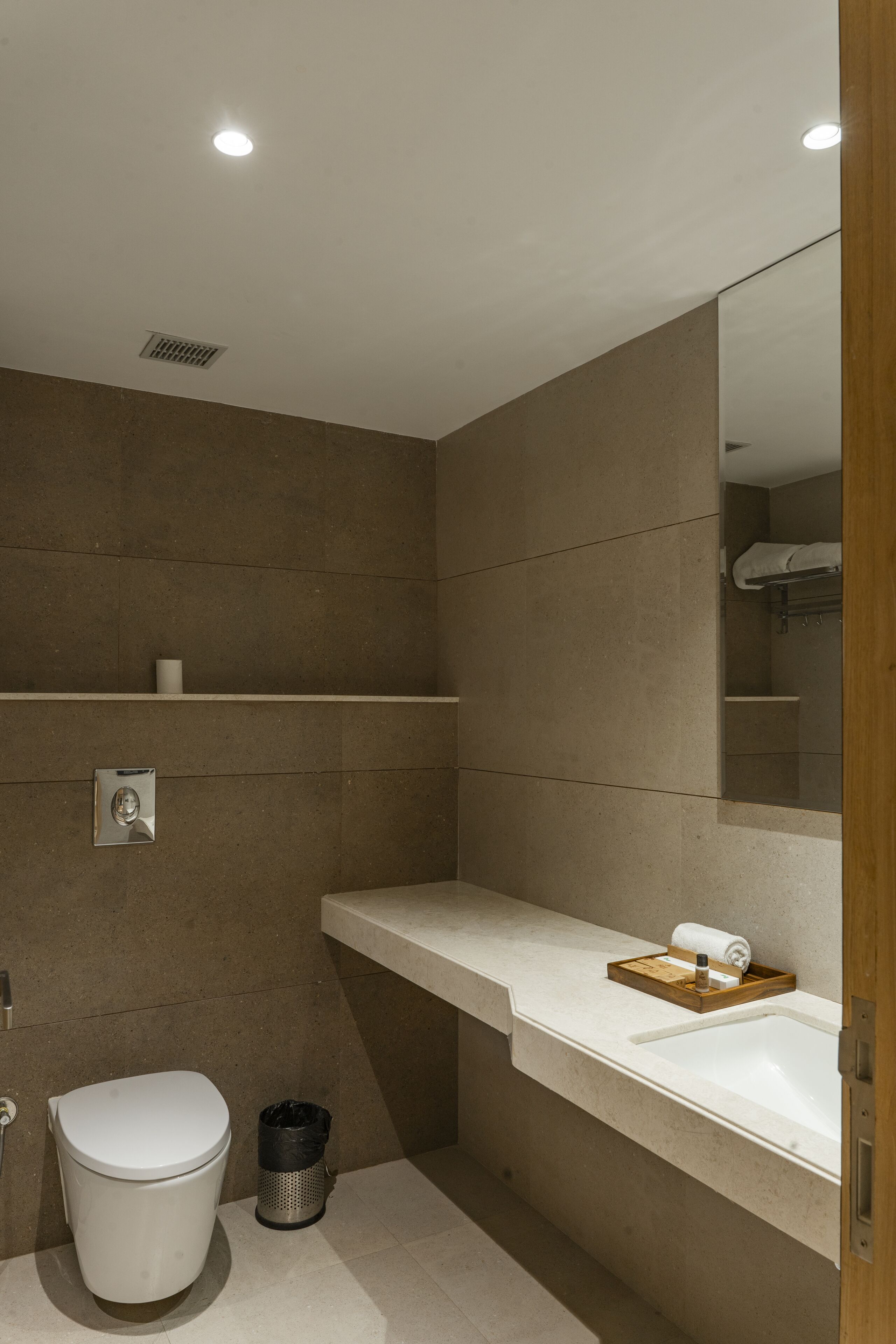 The Jagat Hotel and Spa Udaipur