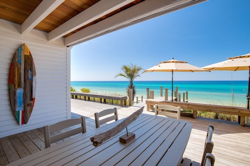"Sand and Sun" 30A Stunning Beachfront Townhome with Golf Cart in Seacrest