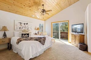 4 quartos, berço de viagem, Wi-Fi, roupa de cama