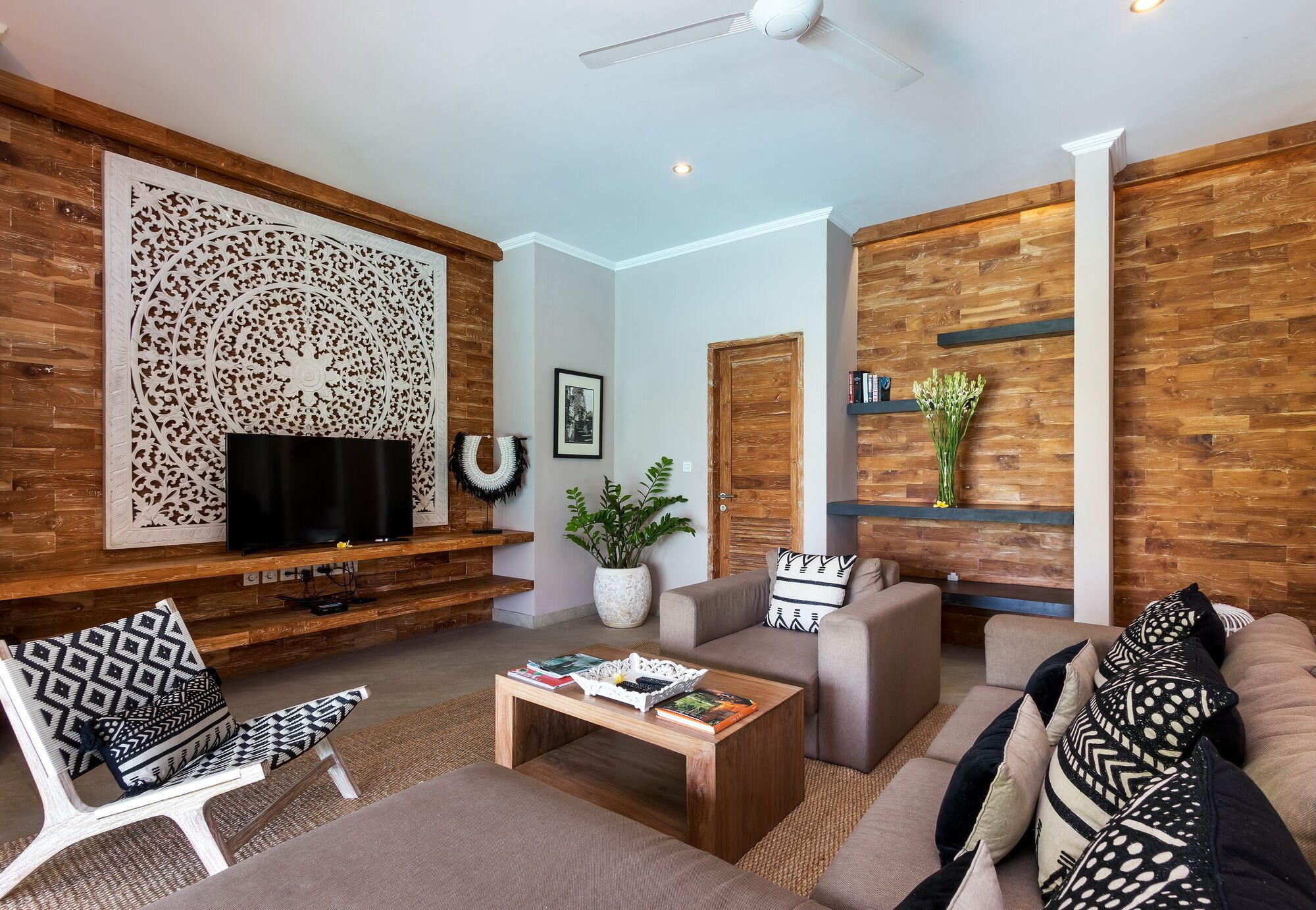 Breathtaking 5 Bedroom Villa, Canggu