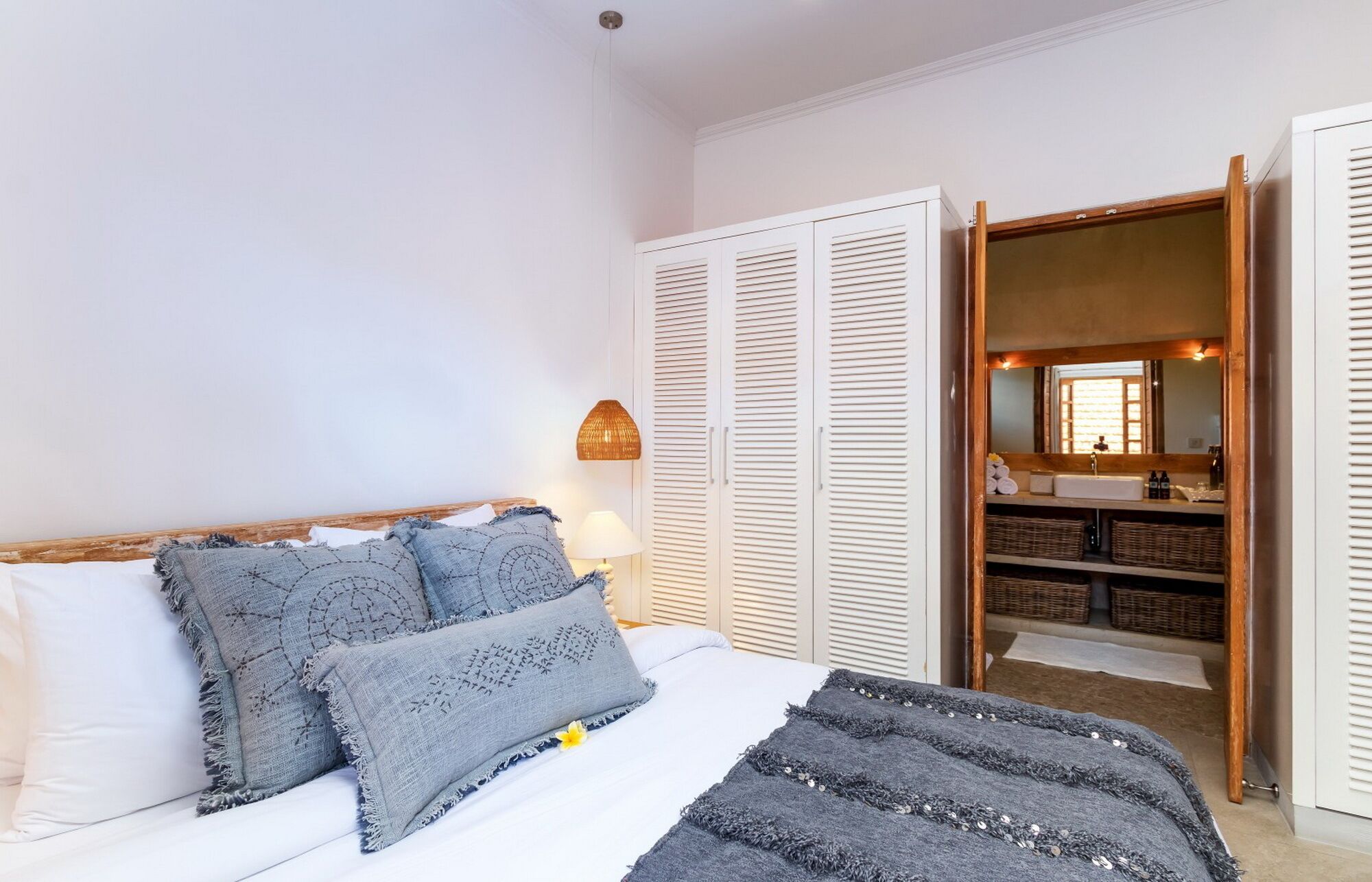 Breathtaking 5 Bedroom Villa, Canggu