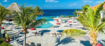 270° Ocean Views from Private Pool & Sun Terrace