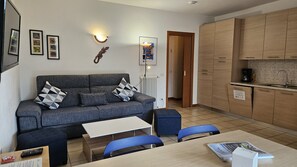 TV - Regarda - "Costa del Sole" with swimming pool and terrace (Lazise)