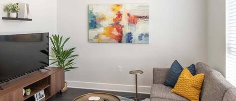 Televisión, oficina