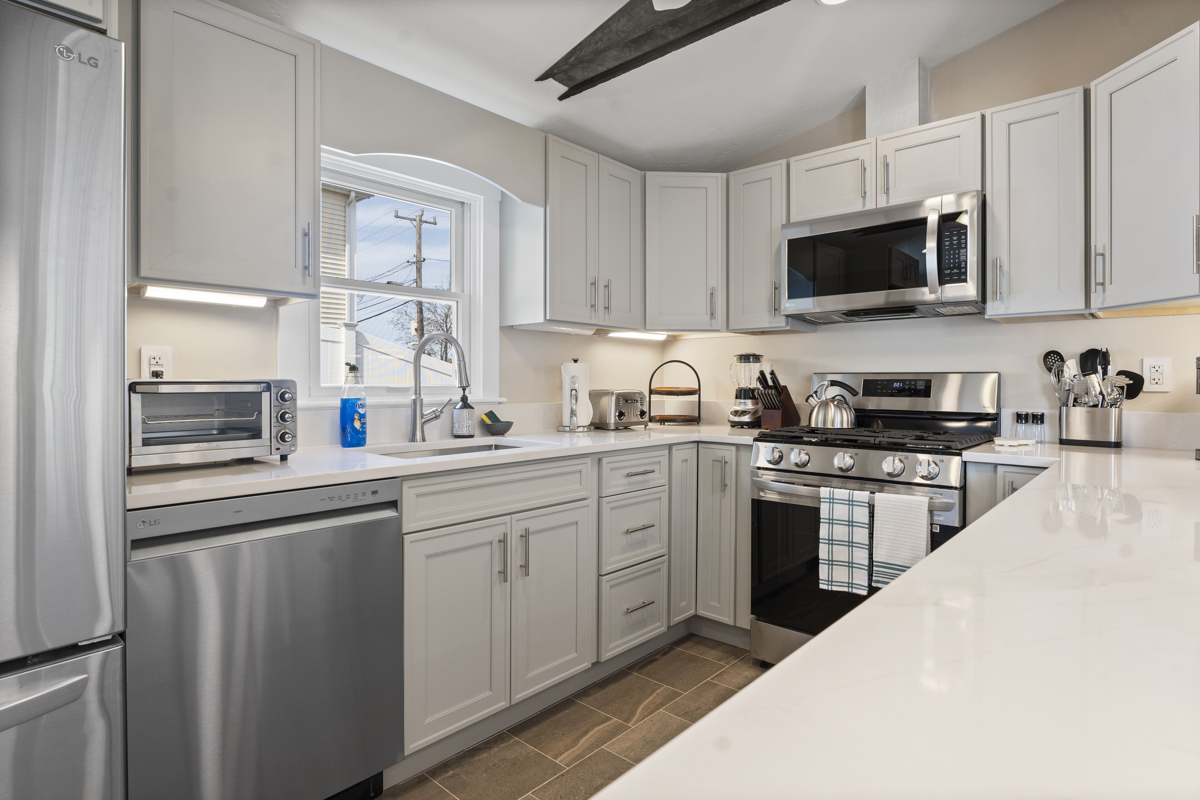 Downtown Luxury Villa on the Plymouth Waterfront