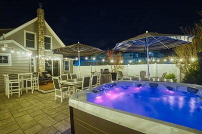 Downtown Luxury Villa on the Plymouth Waterfront