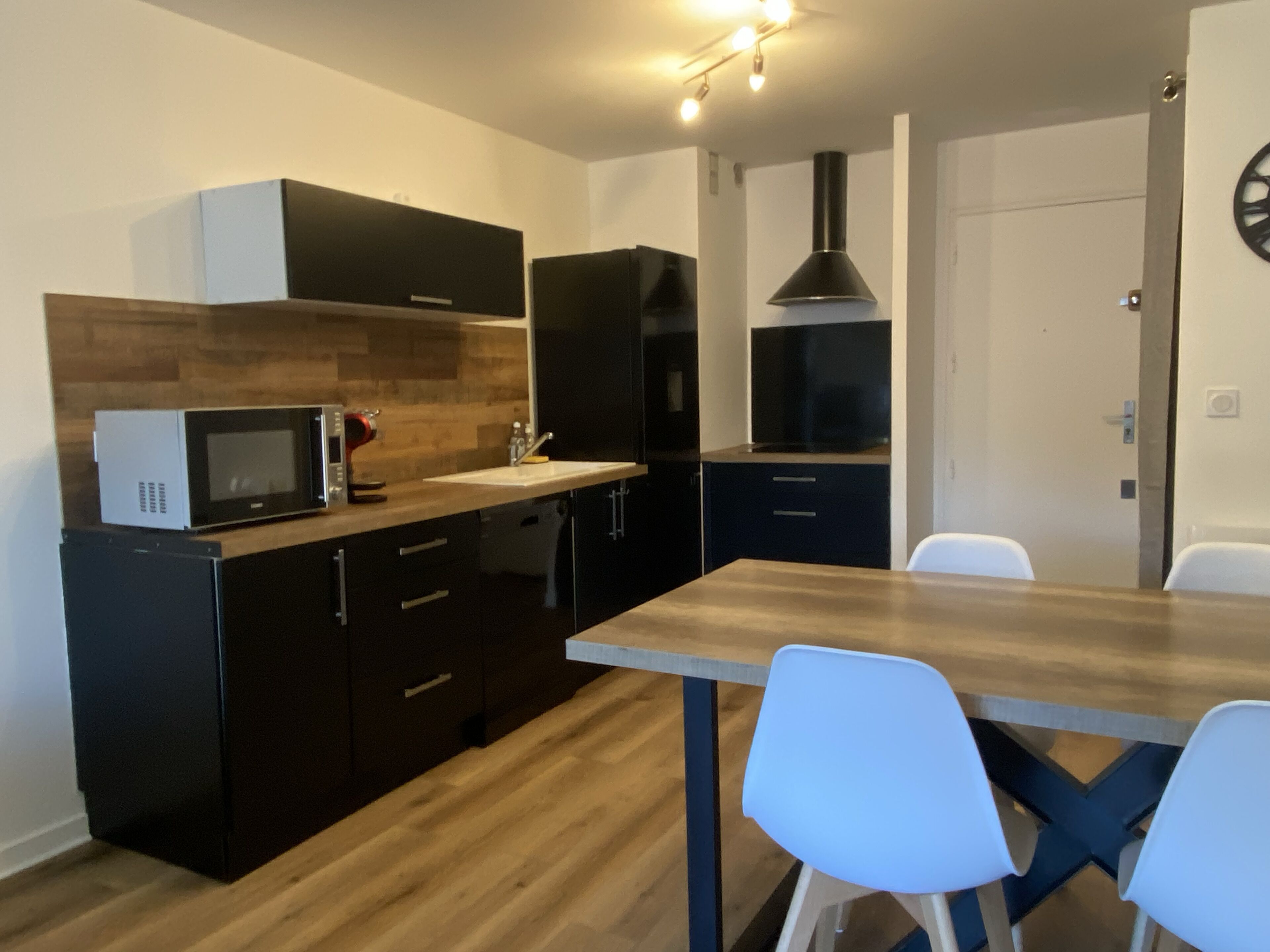 Appartement F3, 5 Couchages à 80m de la mer