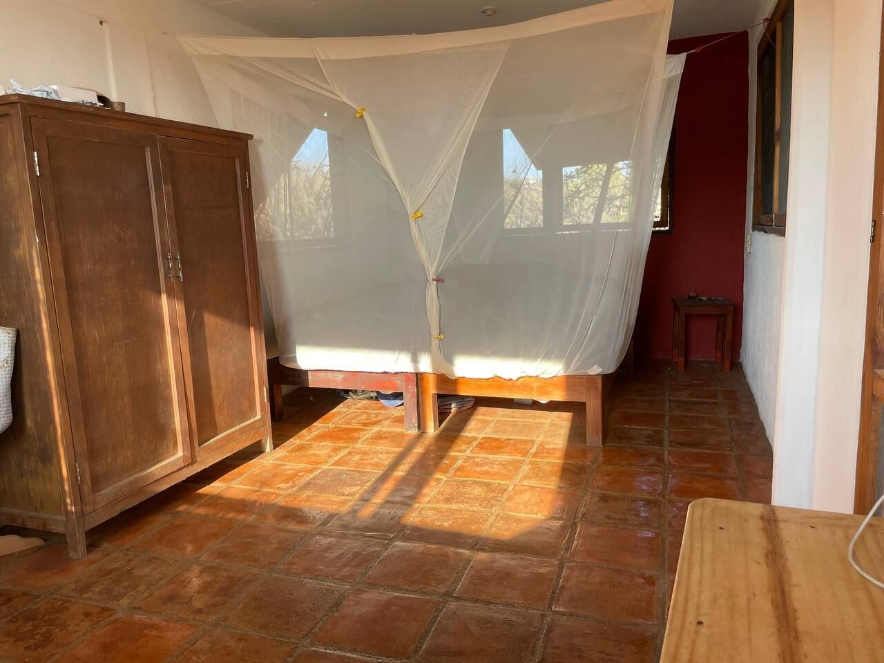 Cozy apartment w king size bed, starlink, safe, pizza oven and an amazing view!