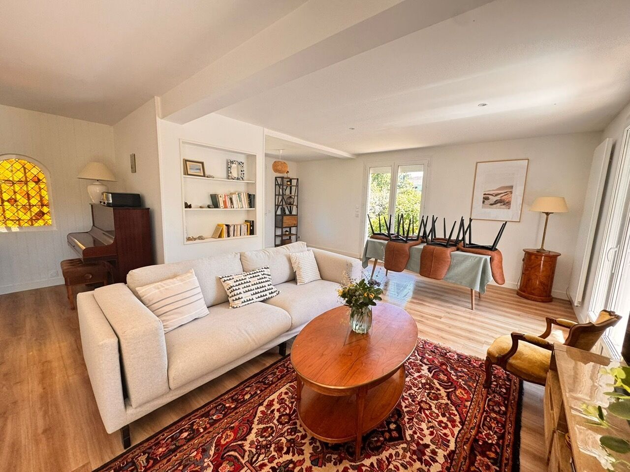 Televisie, boeken en een printer